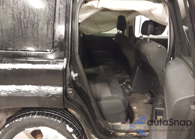 1C4NJRFB0FD292735: 44232917