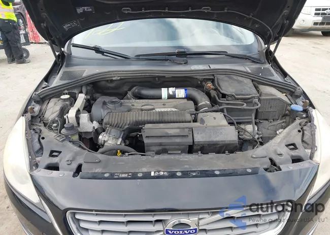 YV1622FS0C2101454: 44232923