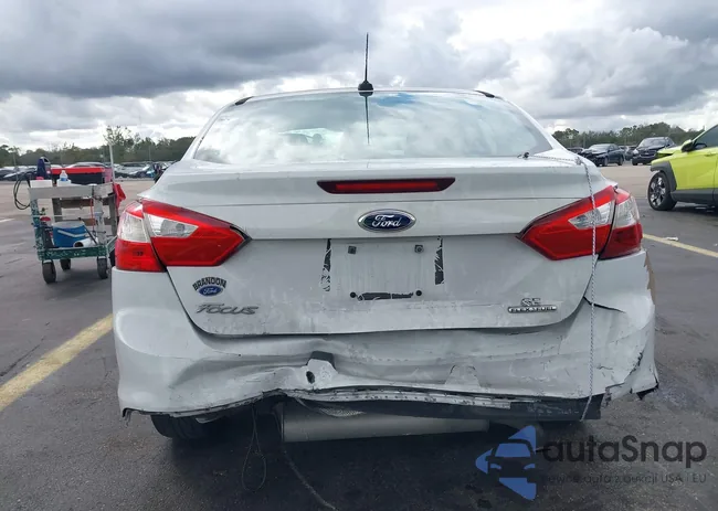 1FADP3F28EL216262: 44231966