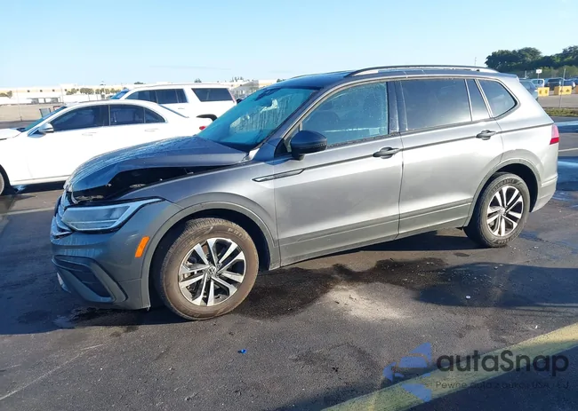 3VVRB7AX4RM106095: 44232055