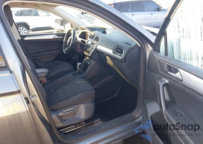 3VVRB7AX4RM106095: 44232055