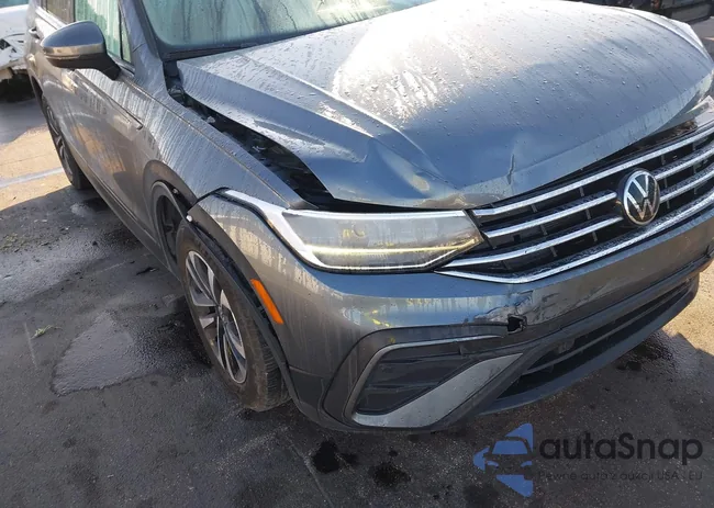 3VVRB7AX4RM106095: 44232055