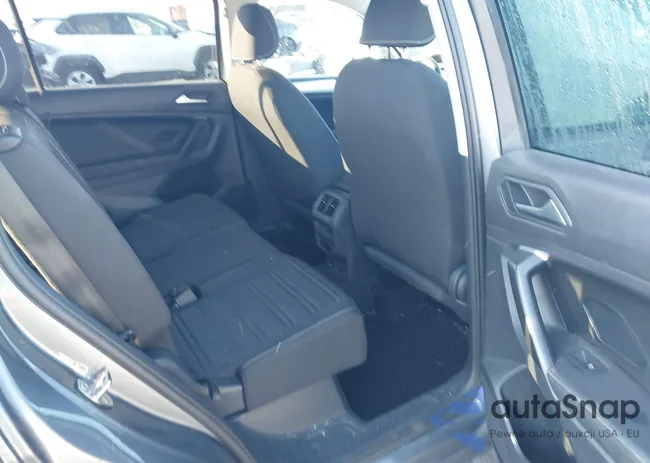 3VVRB7AX4RM106095: 44232055