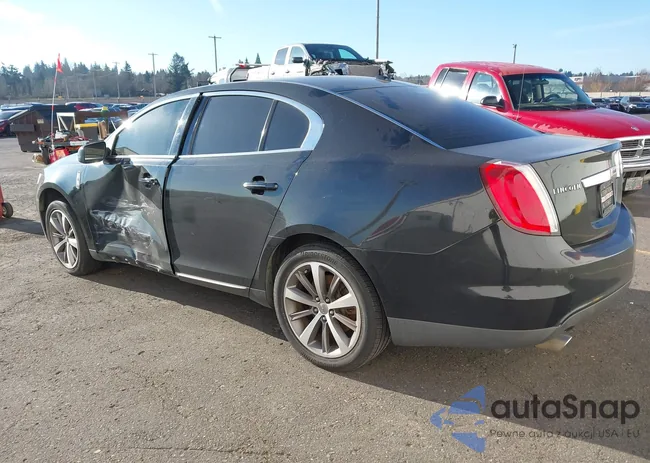 1LNHM94R59G600825: 44232101