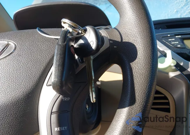 5NPDH4AE1BH016936: 44232112