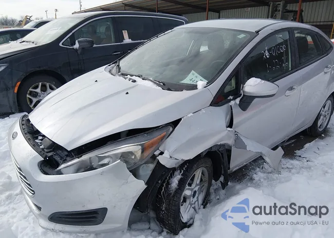 3FADP4BJ7JM135717: 44232123