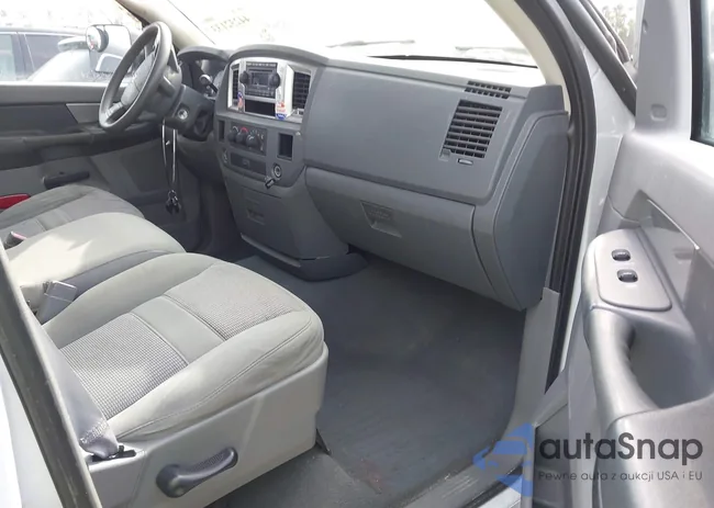 1D7HA18238S562816: 44232133