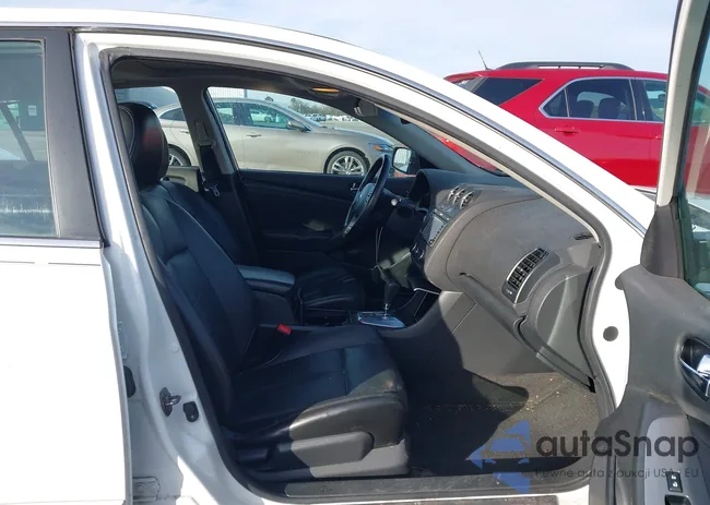 1N4AL2AP9AC151511: 44232182