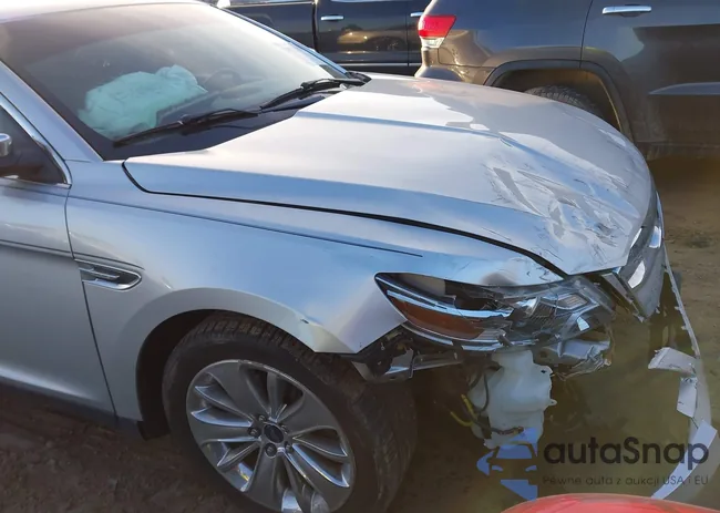 1FAHP2FW7CG110681: 44232188