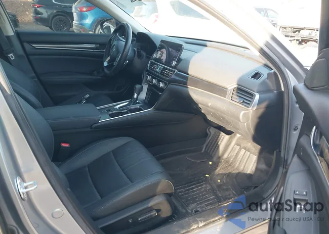 1HGCV1F42MA060927: 44233346