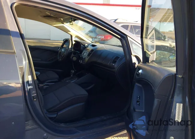 KNAFX4A66E5327267: 44233350