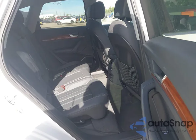 WA1EAAFY8P2077455: 44233373