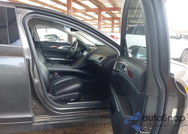 3LN6L2G96GR602389: 44233460