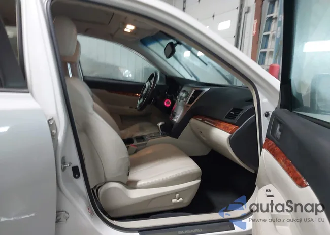 4S4BRCKC1A3371817: 44233536