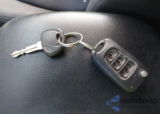 KNDJT2A65C7393371: 44233539