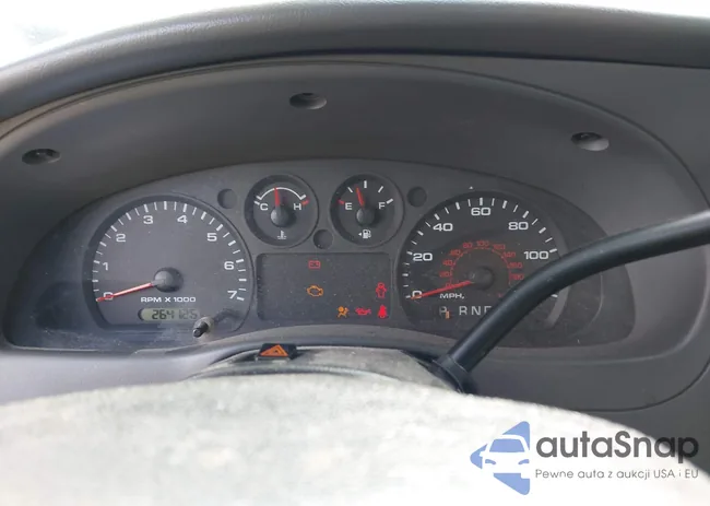 1FTYR10D48PA55829: 44233569