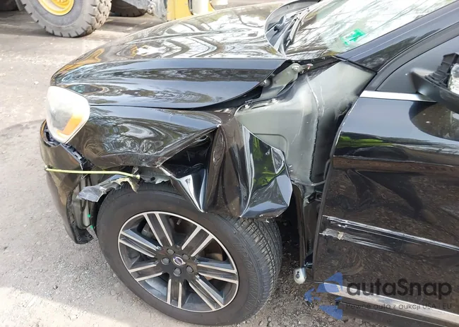 YV440MRR1H2040224: 44233629