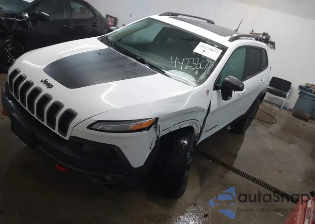 1C4PJMBX3JD525612: 44233677