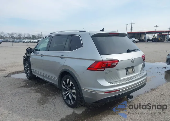 3VV4B7AX2KM144568: 44233703