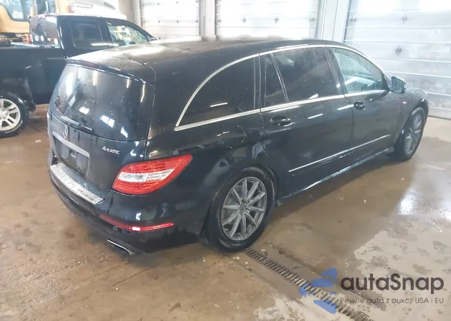 4JGCB5HE5CA146828: 44233753