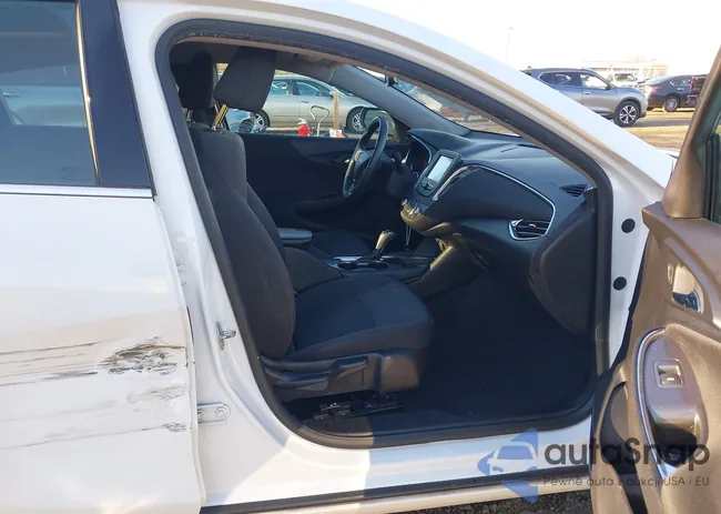 1G1ZE5ST9HF249718: 44233757