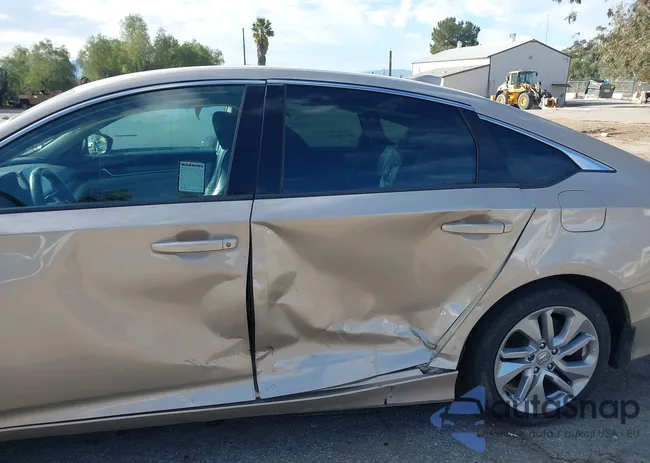 1HGCV1F11KA154171: 44233809