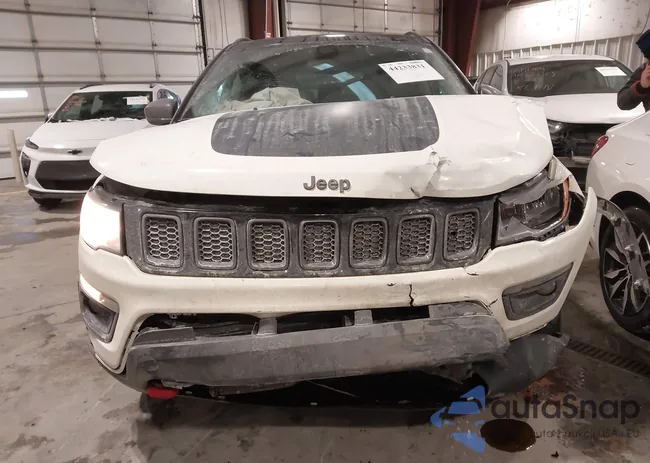 3C4NJDDB7LT177271: 44233831