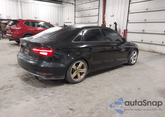 WAUB8GFF8H1013121: 44233863