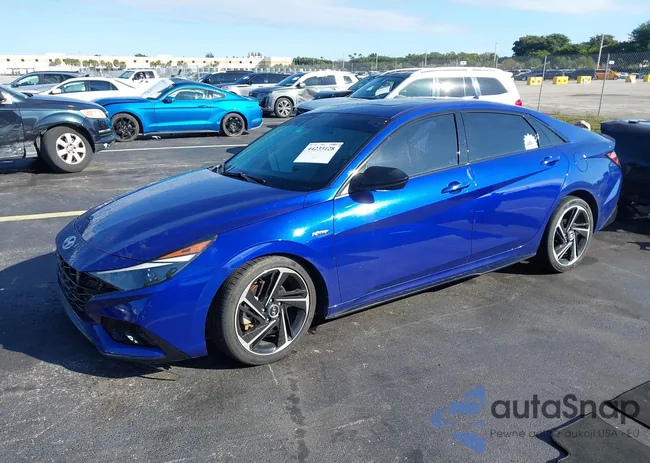 KMHLR4AF0NU304003: 44233128