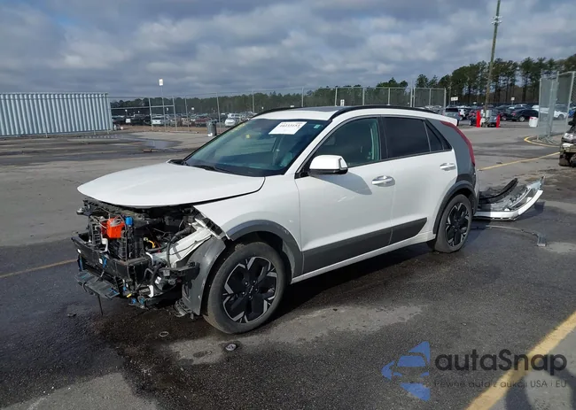 KNDCT3L14P5012997: 44233153