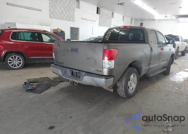 5TFUW5F19AX108882: 44233158