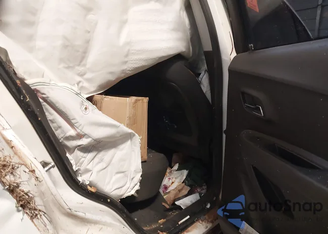 KL7CJKSB4JB582028: 44233177