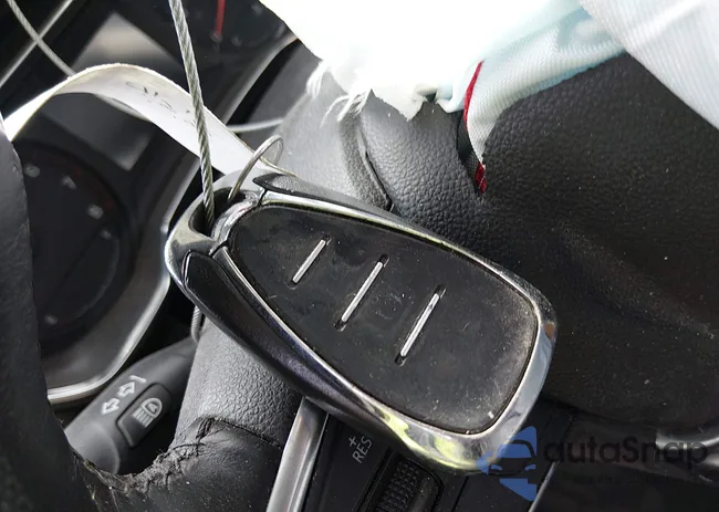 KL79MPSL2MB100815: 44233217