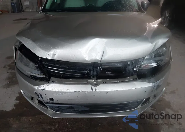 3VWDX7AJ9DM205216: 44233281