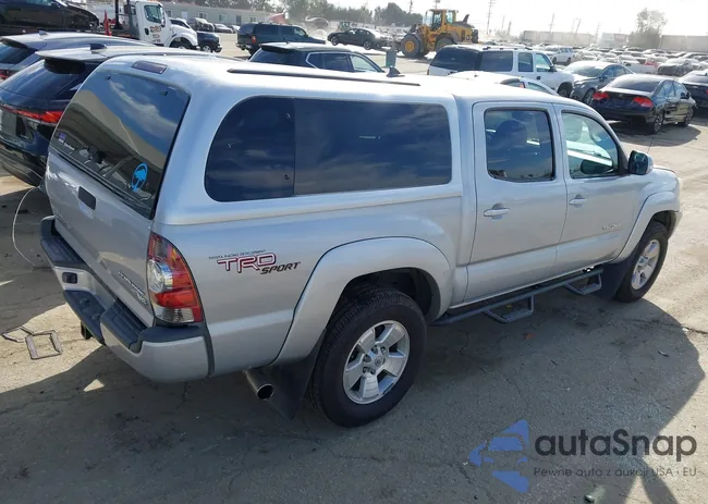 3TMJU4GN3CM127702: 44234387