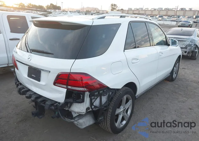 4JGDA5JB5HA973680: 44234400