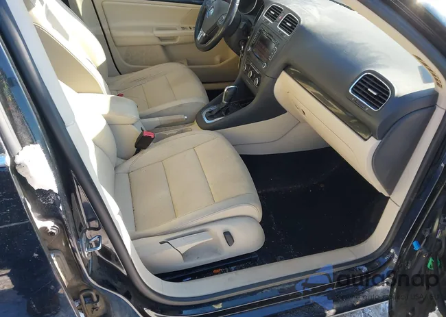 3VWPL7AJ3CM671229: 44234623