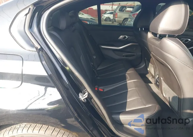 3MW5R1J00N8C44127: 44234637