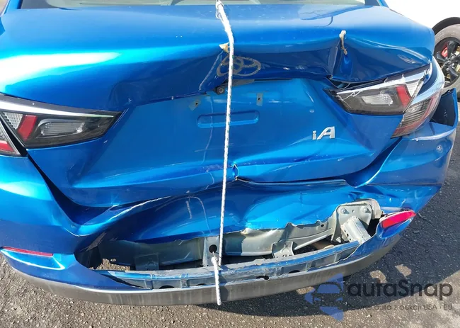 3MYDLBYV4HY194040: 44234709