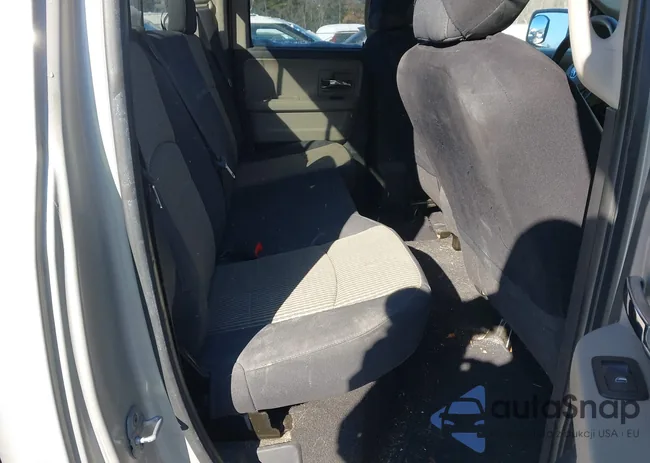 1D7RV1GT3AS185770: 44234742