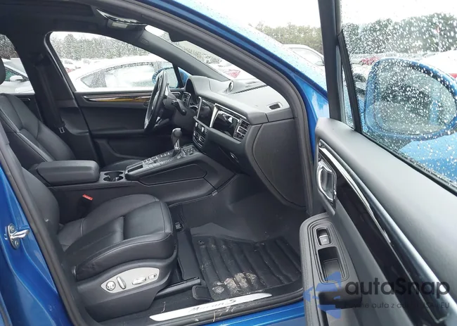 WP1AB2A57MLB30302: 44234770