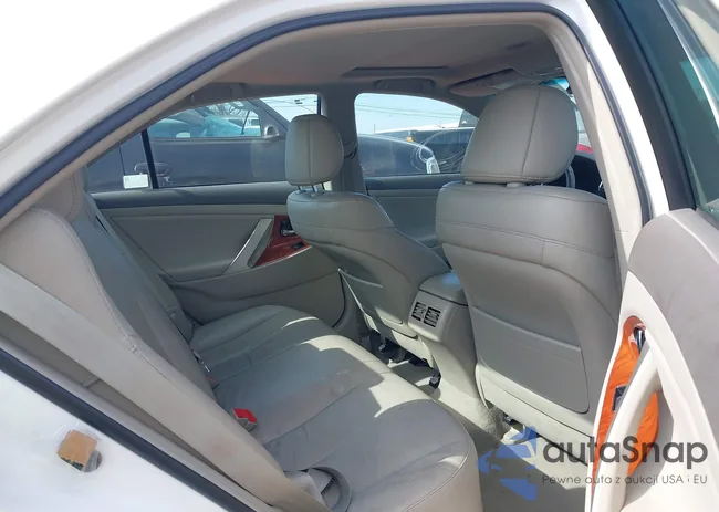 4T4BF3EK7BR137744: 44234792