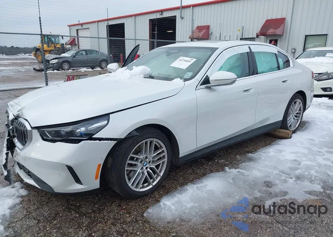 WBA43FJ00RCP84537: 44234855