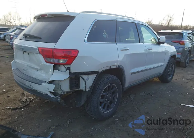 1J4RR4GG5BC735902: 44234870