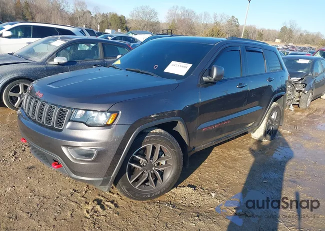 1C4RJFLG8MC665586: 44233988