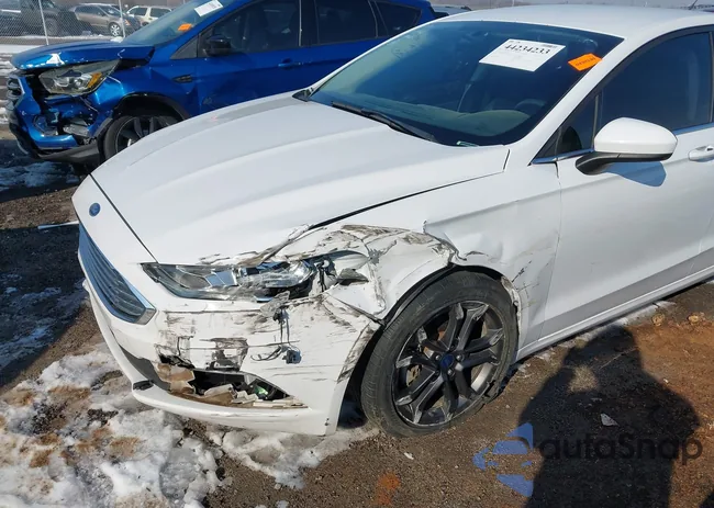 3FA6P0HD8JR213685: 44234233