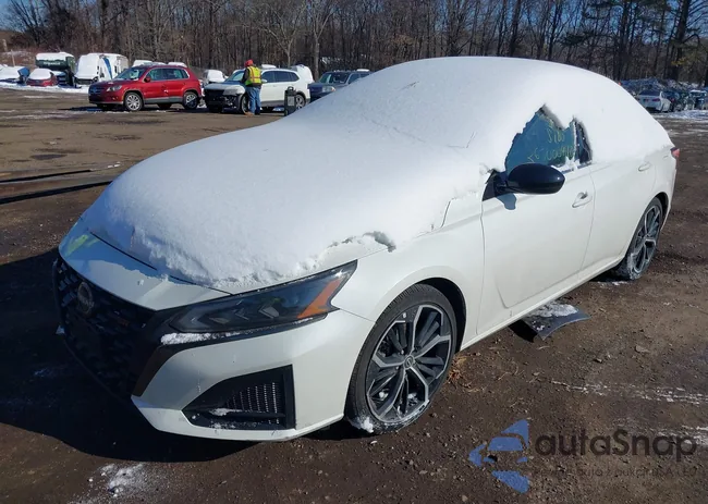 1N4BL4CV2RN387607: 44234244