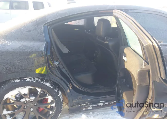 2C3CDXGJXHH500252: 44234249