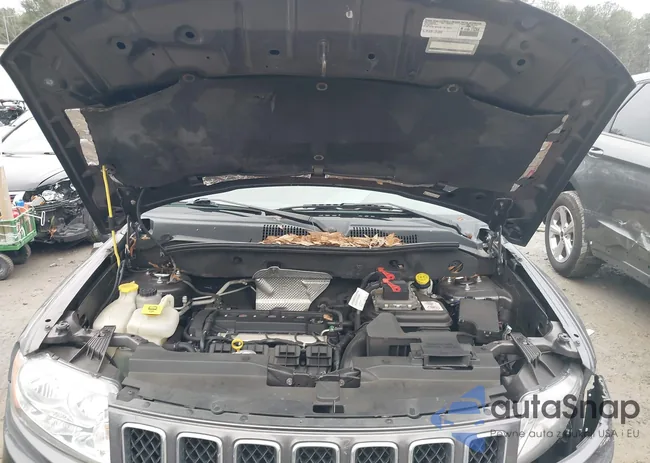 1C4NJCBA8FD170571: 44234292