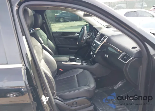 4JGDF6EE4FA617083: 44235532